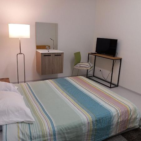 Chez Jean Claude Chambre 2 Personnes Wavre Luaran gambar